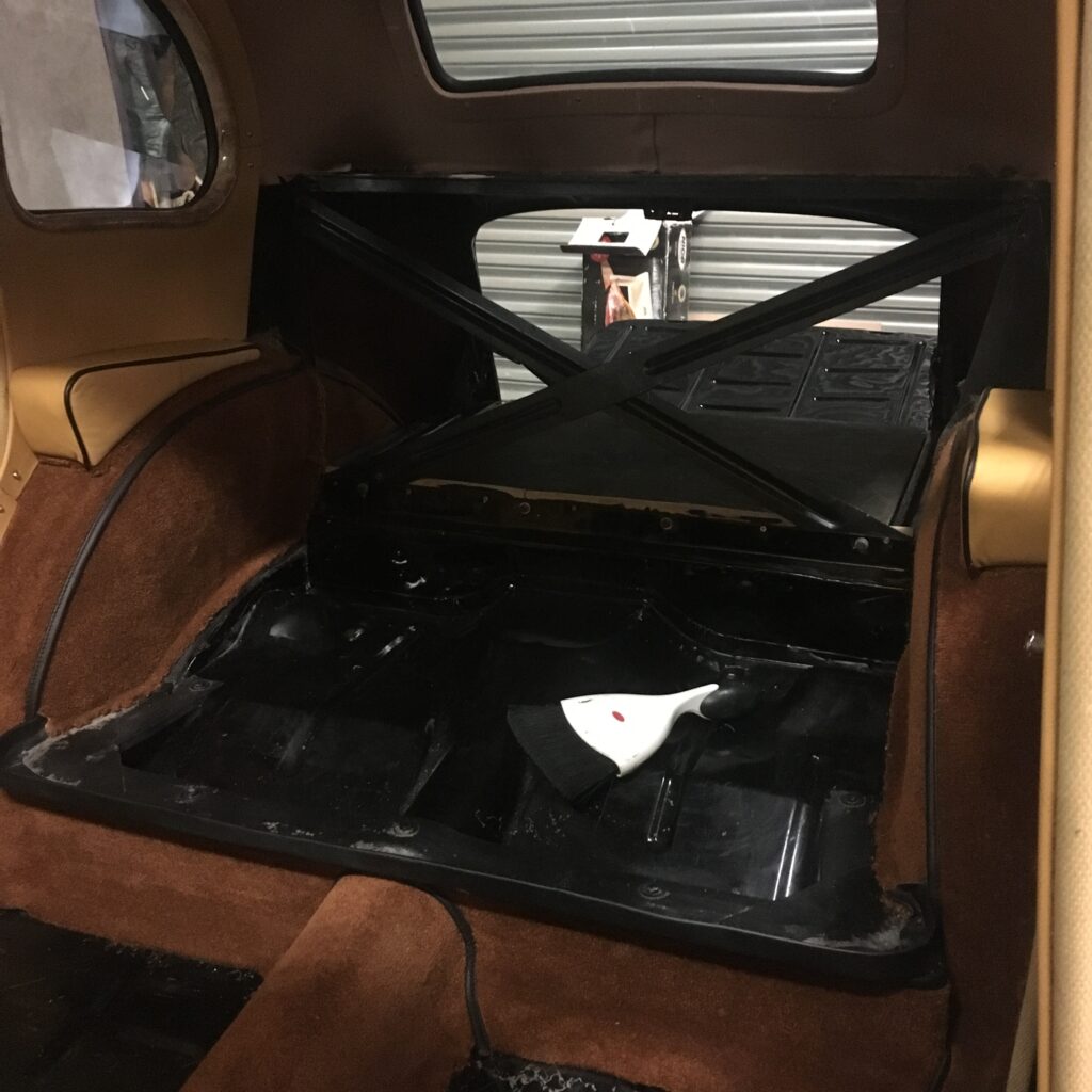 interior restoration of an Austin 8 by Gigi